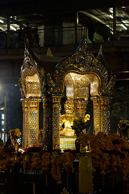 Bangkok la nuit, loy krathong-023